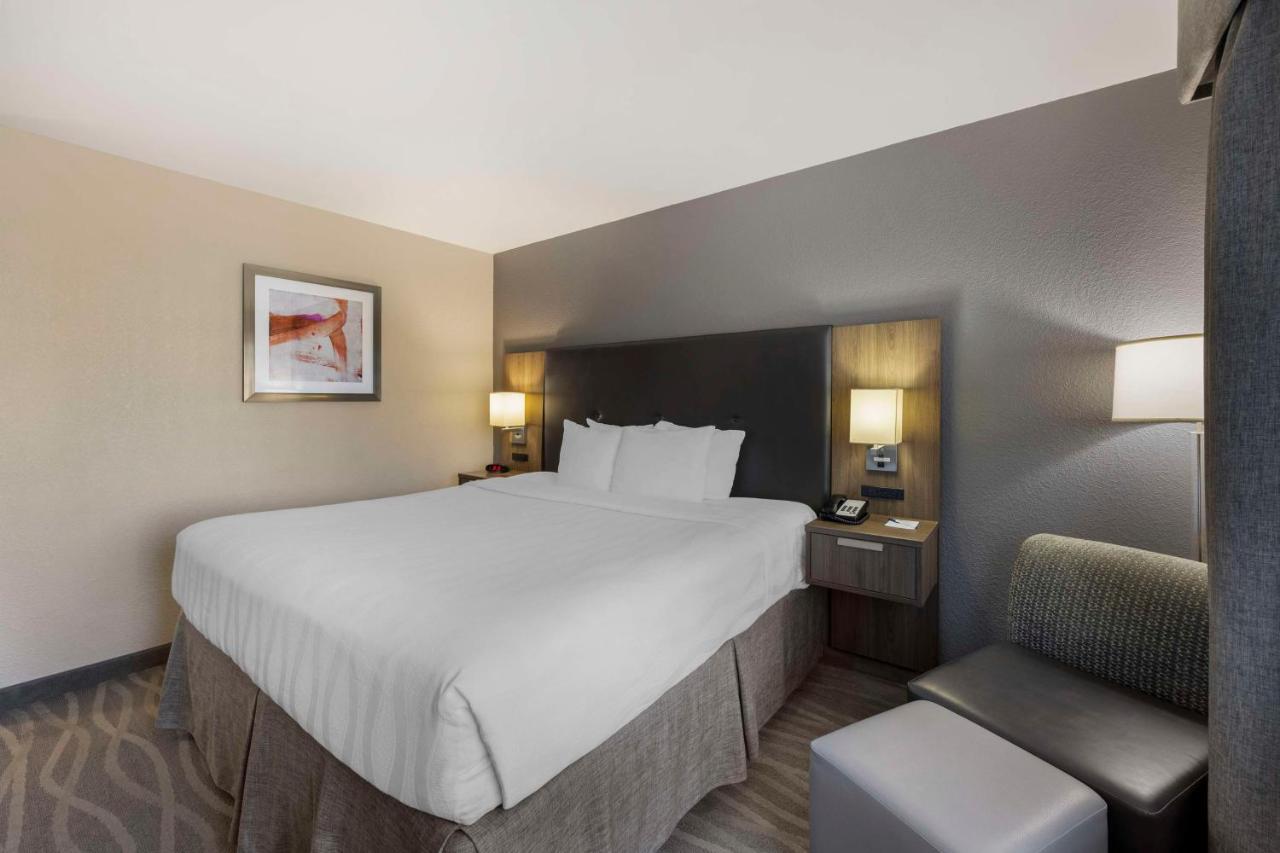 Best Western Plus Nashville Airport Hotel - Bna Екстер'єр фото