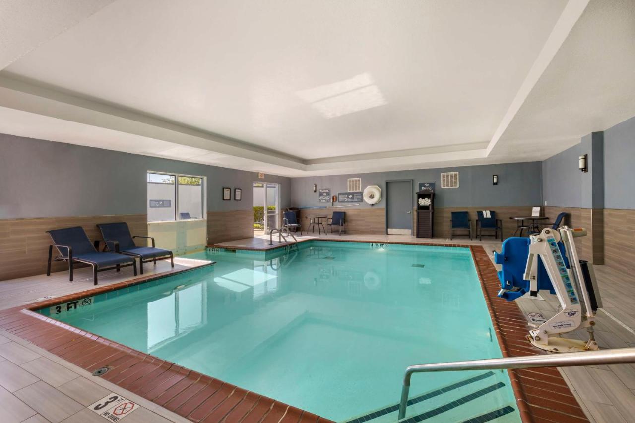 Best Western Plus Nashville Airport Hotel - Bna Екстер'єр фото